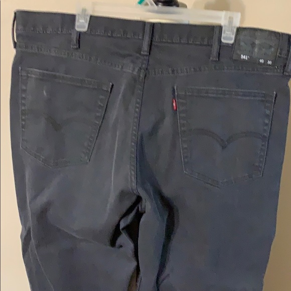 Levi Jeans 541 - Picture 4 of 8